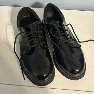 EUC Bates Patan leather parade shoes